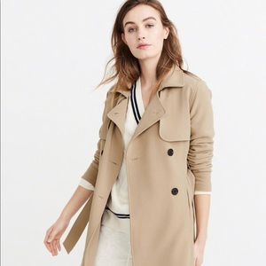 ABERCORMIBE SOLDOUT TRENCH COAT SIZE SMALL NWT